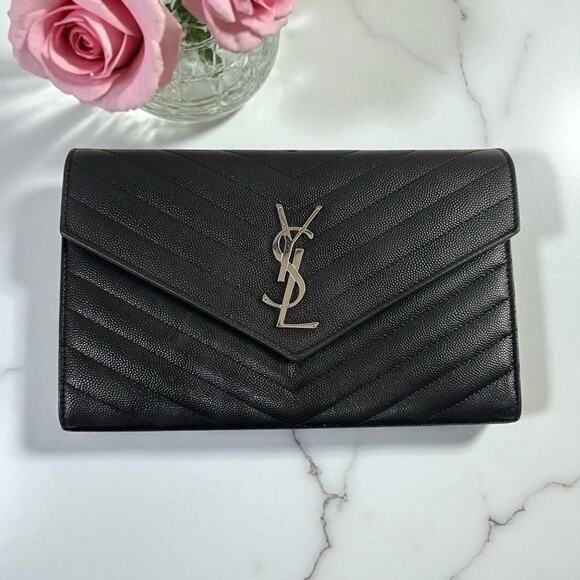 YSL Cassandre Envelope Wallet on Chain - Picture 1 of 11
